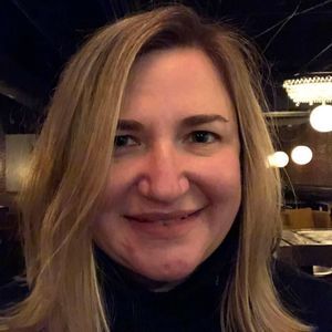 Meet your Posher, Lisa